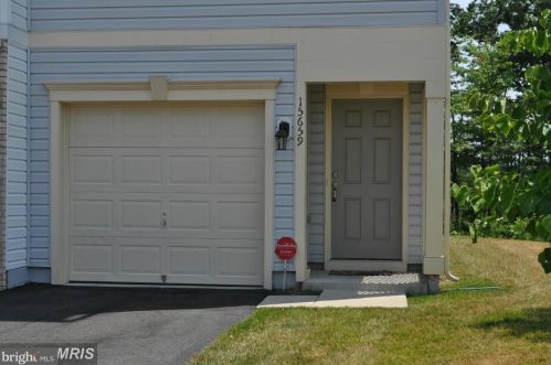 15659 John Diskin Cir, Woodbridge, VA 22191-6534