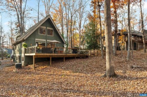 208 Jefferson Dr, Bybee VA  22963-2322 exterior