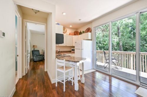 4441 15th Ave, Naples, FL 34116-5137