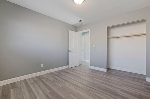 1325 Arrowhead Ct, Modesto CA  95351-1723 exterior