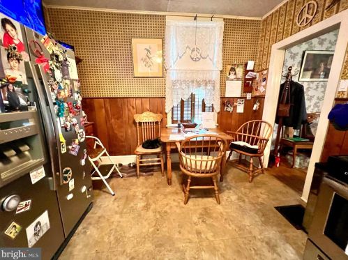 70 Chestnut Ave, Camden NJ  08109-2505 exterior