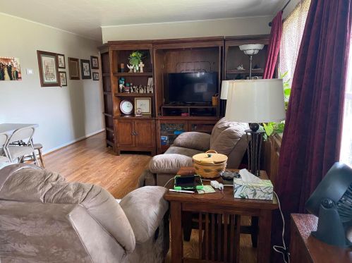 216 Dennis Ave, Marion, OH 43302-4513