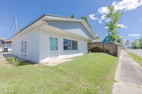 2487 3 Ave, Alford FL  32420-6847 exterior