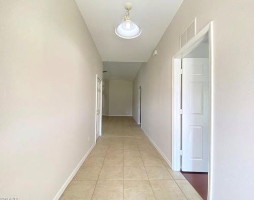 4839 18th St, Naples FL  34120-7426 exterior