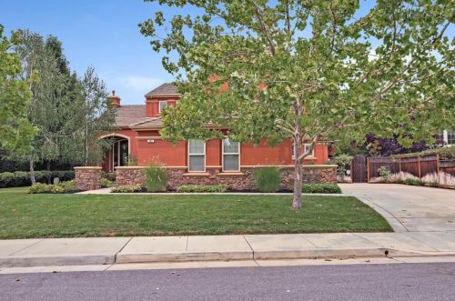 151 Coriander Ave, Morgan Hill, CA 95037-2536