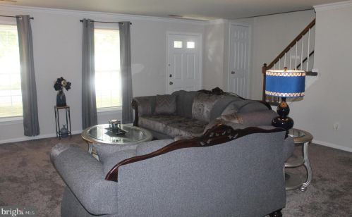 704 Independence Blvd, Dover DE  19904-2658 exterior