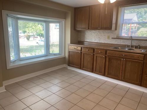 117 Olive Dr, Trafford PA  15085-1330 exterior