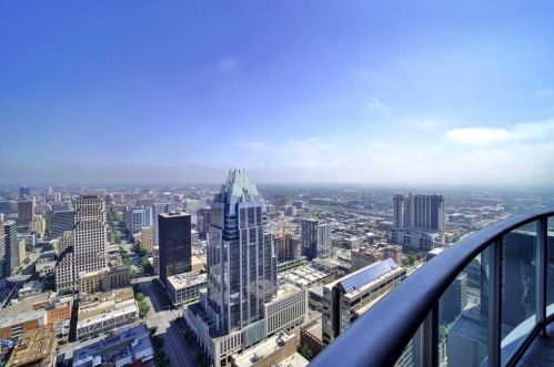 200 Congress Ave, Austin TX  78701-4507 exterior