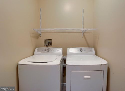 1205 Walnut St, Harrisburg PA  17103-2238 exterior