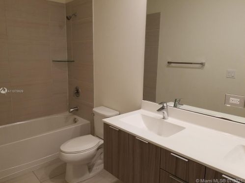 7809 104th Ave, Miami FL 33178 exterior