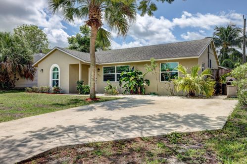 6054 Heather St, Jupiter, FL 33458-6719