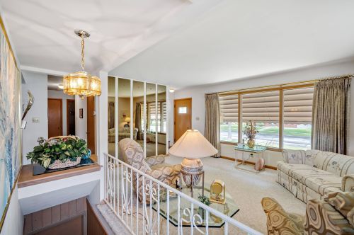 3231 85, Milwaukee WI 53227-4616 exterior