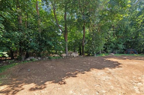 6 Kennedy Dr, Coventry RI 02816-5214 exterior