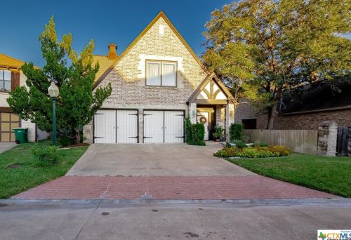 6 Cotswold Ln, Victoria TX  77904-1680 exterior