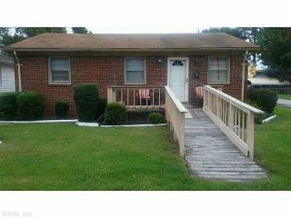 1907 Stonehurst St, Chesapeake, VA 23324-3357