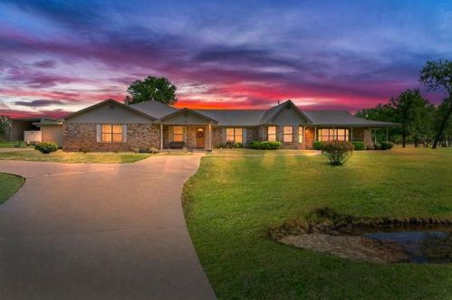 333 Trailridge Cir, Corsicana, TX 75110-8678
