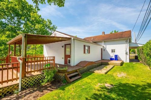 320 Main St, Imperial, PA 15126-1108