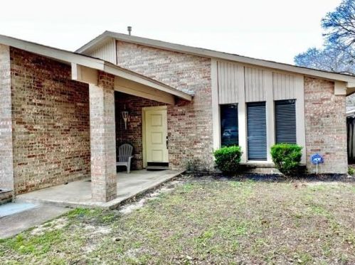 7307 Foxwick Ln, Humble TX  77338-1629 exterior