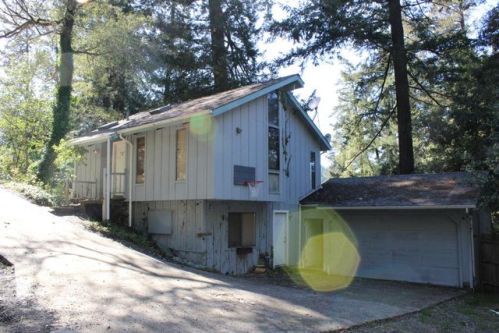 229 Blue Rock Rd, Garberville, CA 95542-3721