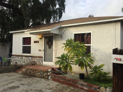 231 Waldo Ave, Fullerton CA  92833-2846 exterior