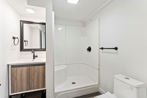 425 Blaine Ave, Canonsburg PA  15317-2107 exterior