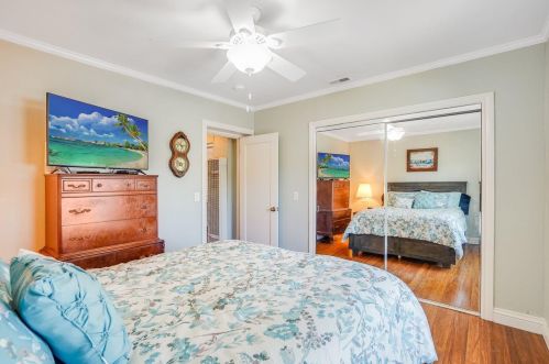 542 Hazel Ave, San Bruno CA  94066-4228 exterior