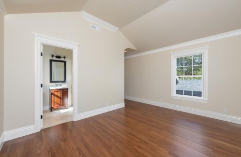 1916 Hull Ave, Redwood City CA  94061-3315 exterior