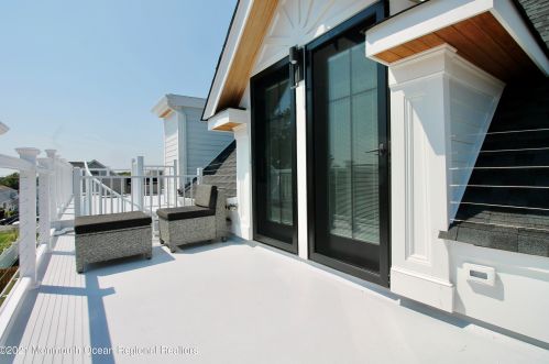 205 Ave, Belmar NJ 07719-2428 exterior