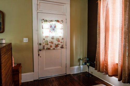 838 Locust Ave, Zanesville OH  43701-2414 exterior