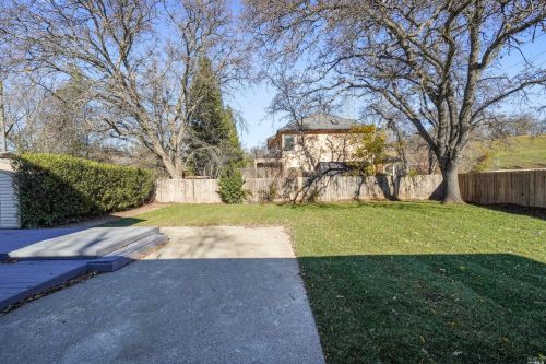 278 Cheyenne Dr, Vacaville CA  95688-2412 exterior