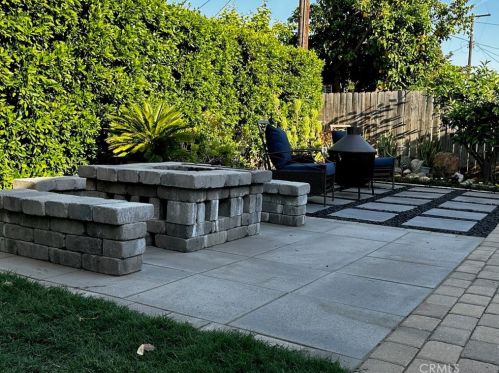 8154 Wakefield Ave, Van Nuys CA  91402-5329 exterior