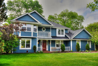 21180 Stratford Ct, Brookfield, WI 53045-1828