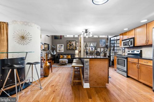 1100 Broad St, Philadelphia, PA 19146-5024