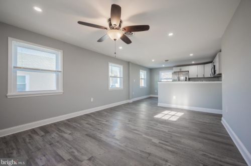 207 Keiser Pl, New Castle, DE 19720-2716