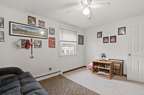 19 Pontiac Rd, South Kingstown RI  02882-1209 exterior