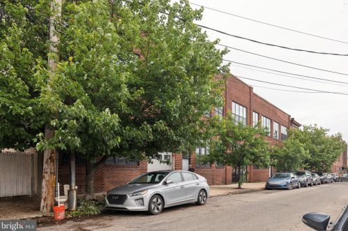 1203 3rd St, Philadelphia PA  19147-5303 exterior