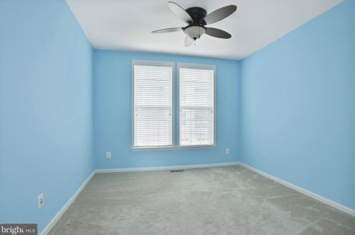 19179 Winmeade Dr, Leesburg VA  20176-6514 exterior