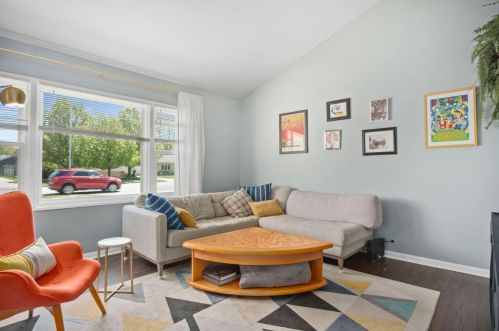 8034 Columbia Ave, Hammond IN  46321-1322 exterior