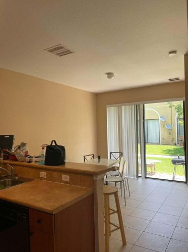 1709 Umbria St, Fort Pierce FL  34953-4667 exterior