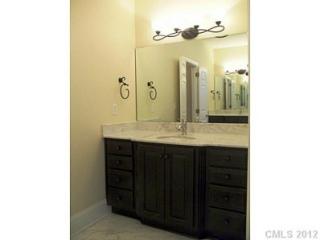 4116 Woodfox Dr, Charlotte, NC 28277-7636