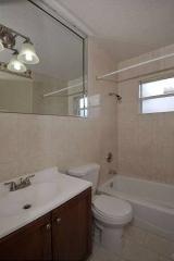 5211 19th St, Hollywood FL  33023-3164 exterior