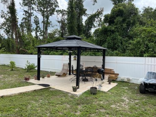 169 Beckley Dr, Lehigh Acres FL 33974-9753 exterior