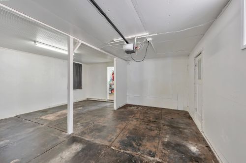 2031 103rd Ave, Oakland CA  94603-3325 exterior