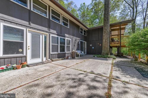 2 Fernwood Trl, Charnita PA  17320-8556 exterior