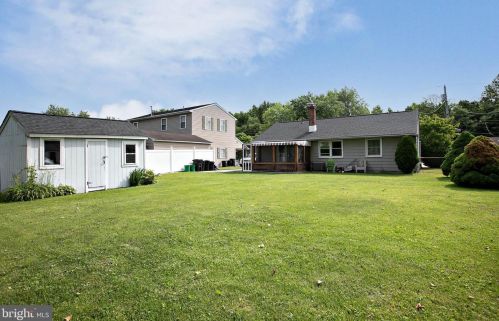 121 Hannold Blvd, West Deptford NJ  08096-1815 exterior