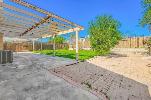 25802 Dorval Ct, Menifee CA  92584-8694 exterior