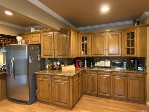 15209 Cornuta Ave, Bellflower CA  90706-4876 exterior