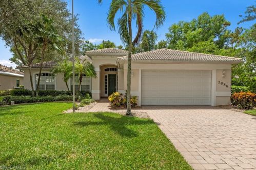 3686 Yosemite Ct, Naples, FL 34116-7301