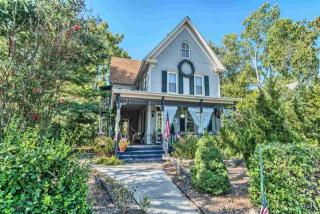108 Fidler Rd, North Dennis, NJ 08214