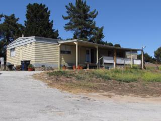 16294 Blackie Rd, Salinas, CA 93907-8855